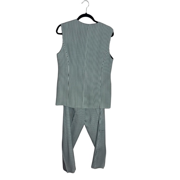 Vintage Express Black and White Striped Women's Pantsuit with Button-Up Vest - Picture 4 of 15